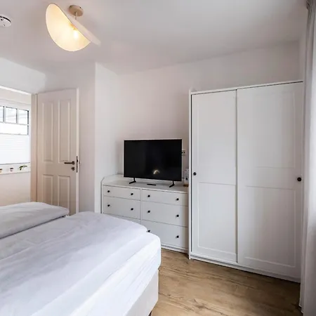 Apartment Porthouse 10 *